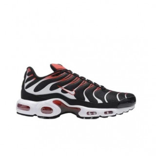 Nike Air Max Plus TN Negro y Blanco
